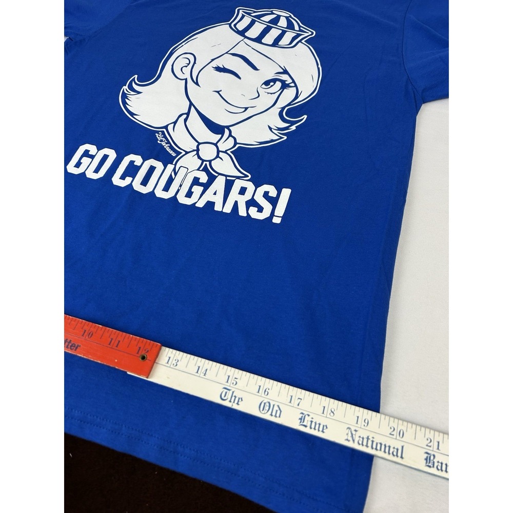 BYU Go Cougars Winking Cougar T-Shirt Lil Johnsons Mens Medium Blue - Picture 9 of 11